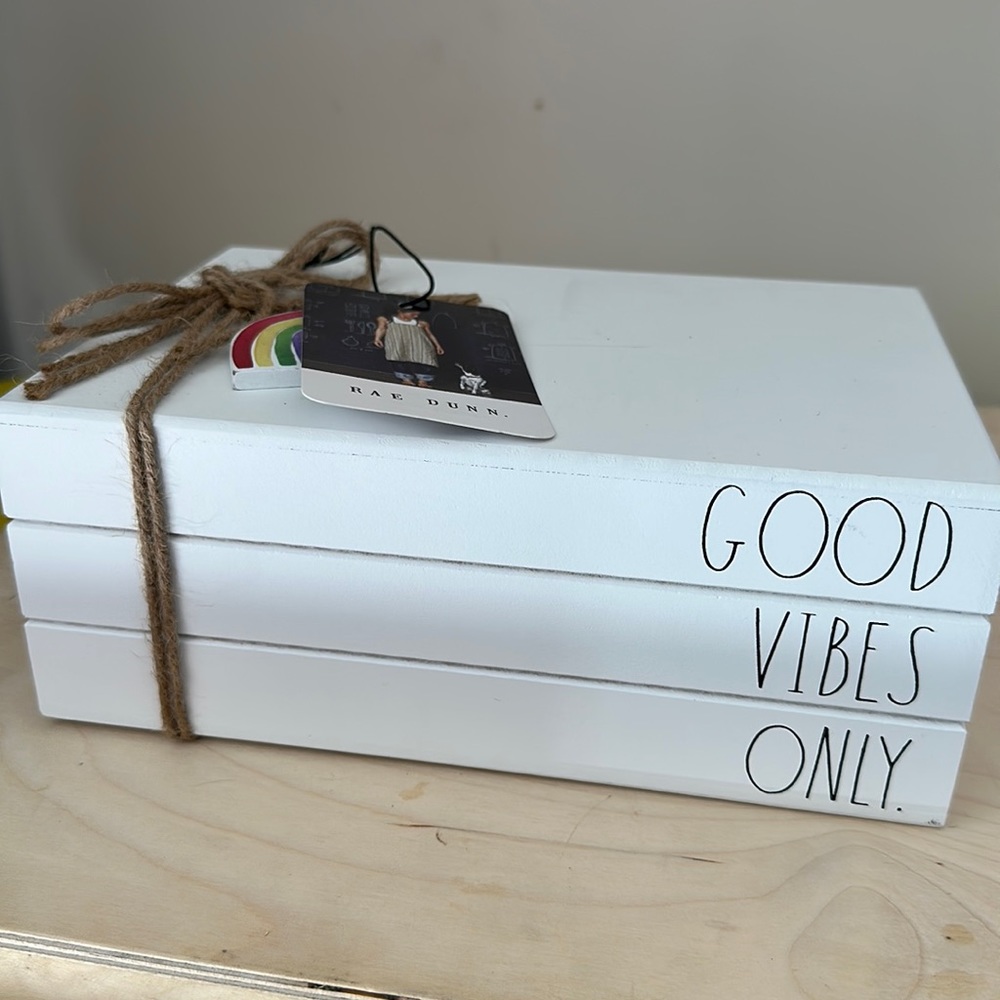 Rae Dunn GOOD VIBES ONLY decor